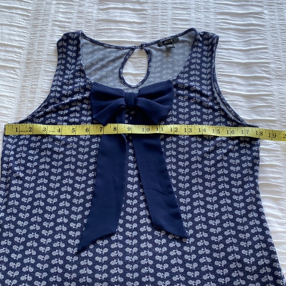 Jacob soft knit navy & white top with keyhole closure at back. Bow at front. S - Picture 8 of 11